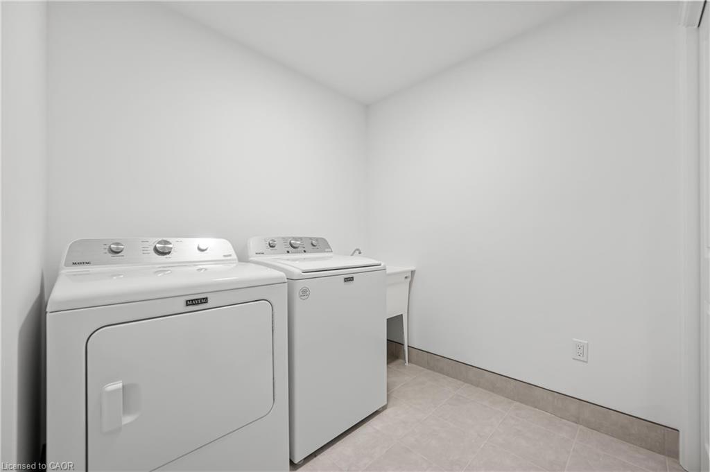 9-182 Bridge Crescent, Minto, ON - Indoor Photo Showing Laundry Room