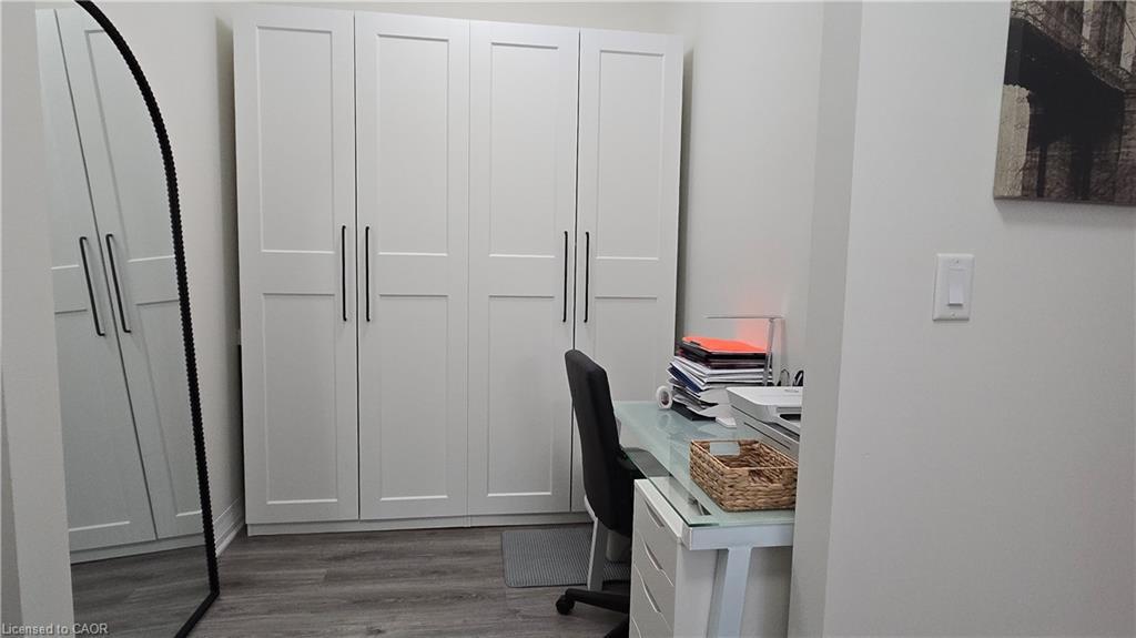 512-10 Concord Place, Grimsby, ON - Indoor Photo Showing Other Room