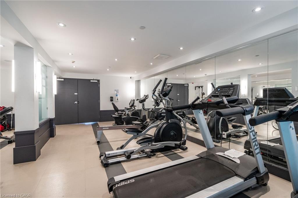 512-10 Concord Place, Grimsby, ON - Indoor Photo Showing Gym Room