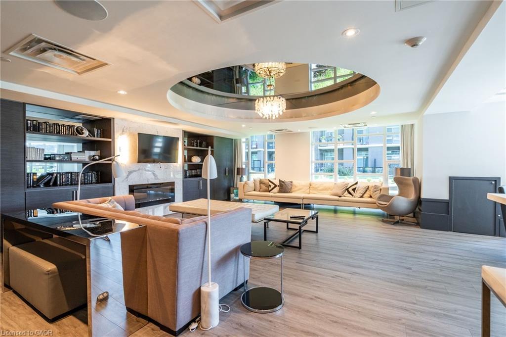 512-10 Concord Place, Grimsby, ON - Indoor With Fireplace