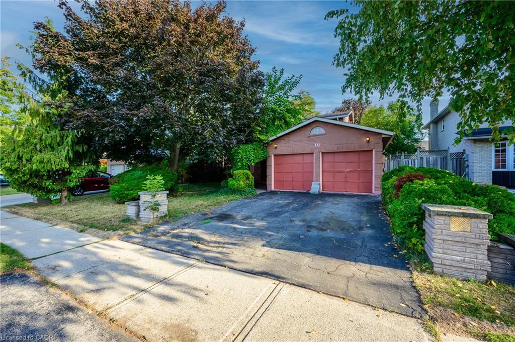 10 Jeanette Avenue, Grimsby, ON - Outdoor