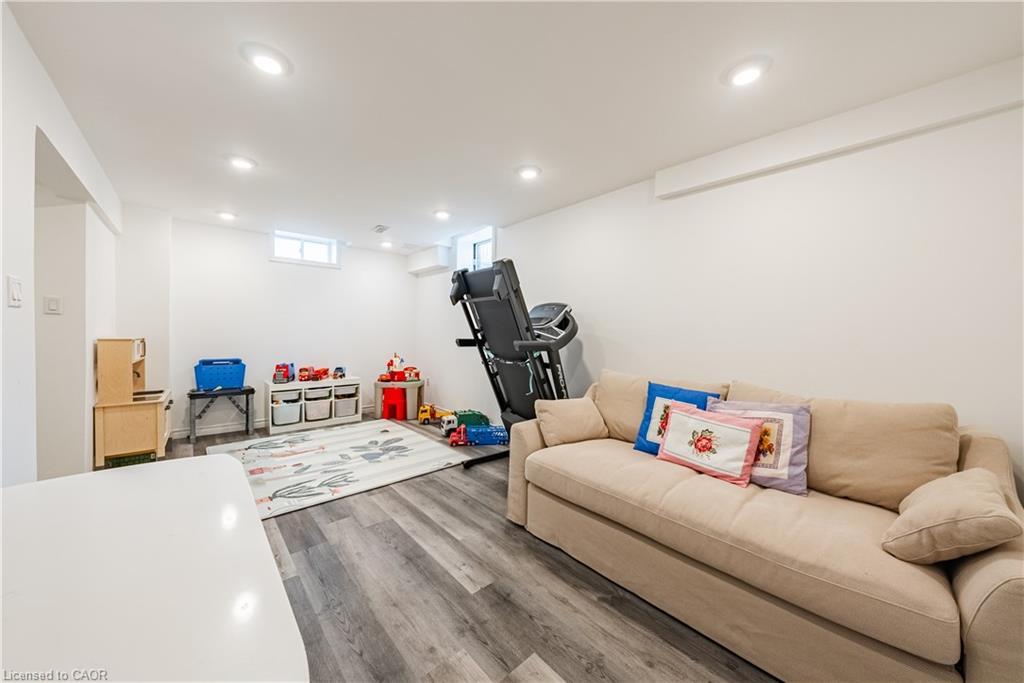 160-1890 Rymal Road E, Hamilton, ON - Indoor