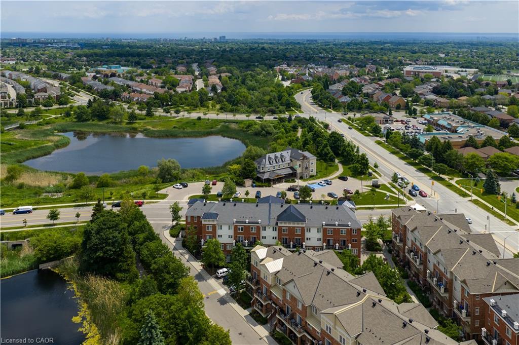 10-15 Hays Boulevard, Oakville, ON - Outdoor With View