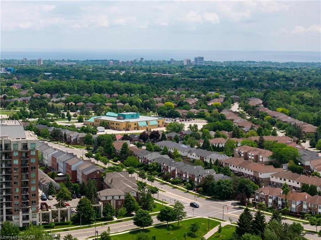 10-15 Hays Boulevard, Oakville, ON - Outdoor With View