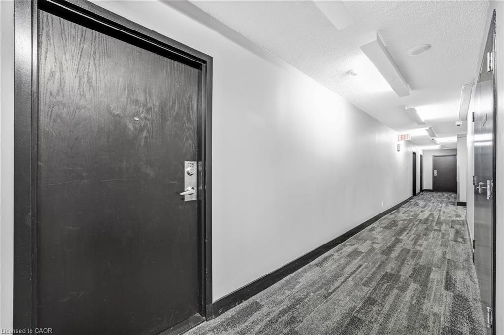 725-38 Joe Shuster Way, Toronto, ON - Indoor Photo Showing Other Room