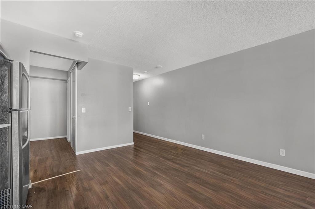 725-38 Joe Shuster Way, Toronto, ON - Indoor Photo Showing Other Room