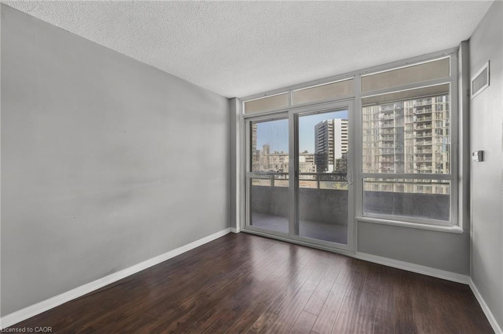 725-38 Joe Shuster Way, Toronto, ON - Indoor Photo Showing Other Room