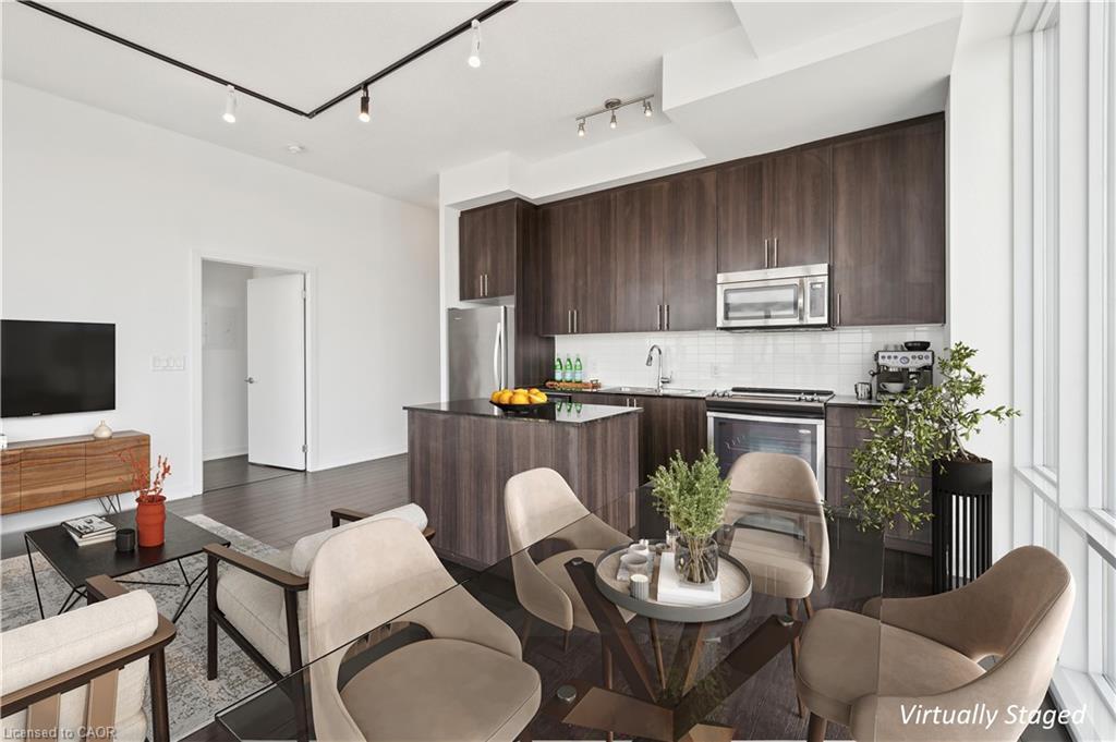 1702-85 Duke Street W, Kitchener, ON - Indoor