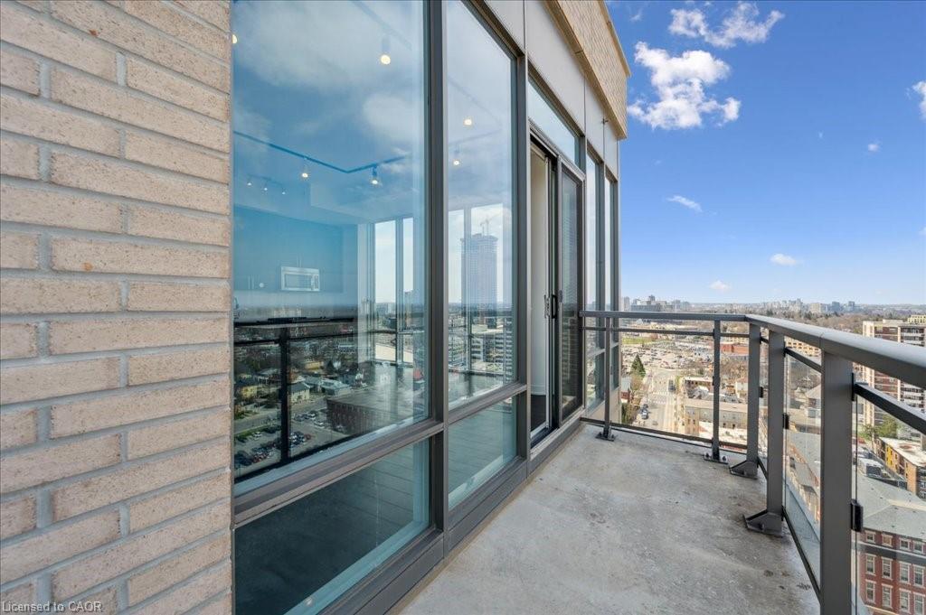 1702-85 Duke Street W, Kitchener, ON - Outdoor With Balcony With Exterior