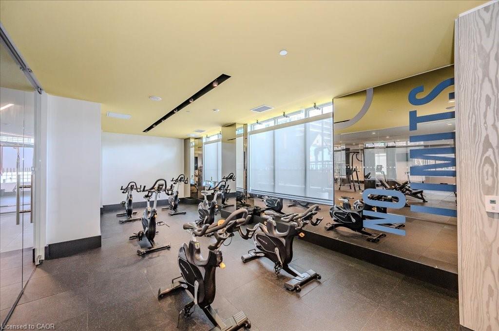 1702-85 Duke Street W, Kitchener, ON - Indoor Photo Showing Gym Room