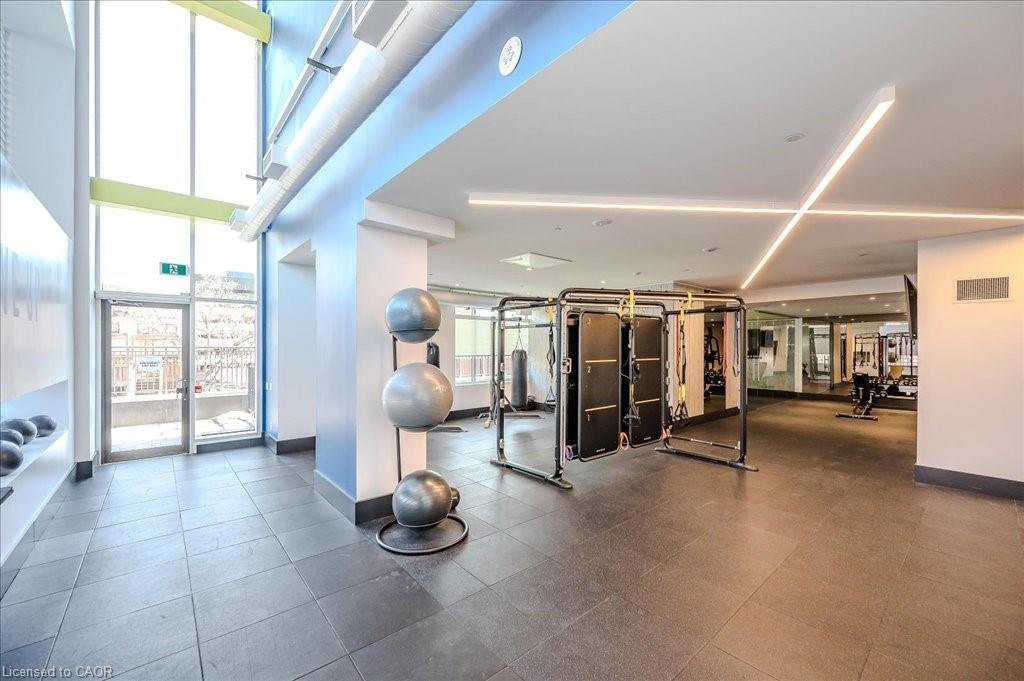 1702-85 Duke Street W, Kitchener, ON - Indoor Photo Showing Other Room