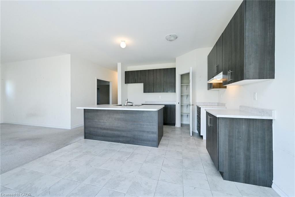 620 Mcmullen Street, Shelburne, ON - Indoor Photo Showing Kitchen