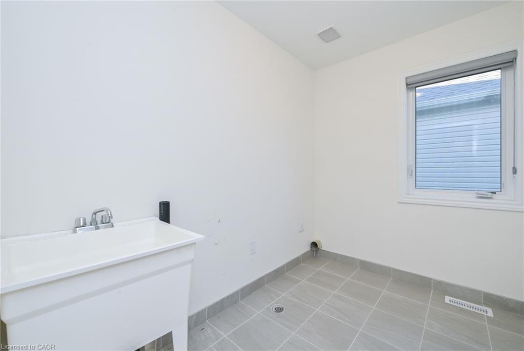 620 Mcmullen Street, Shelburne, ON - Indoor