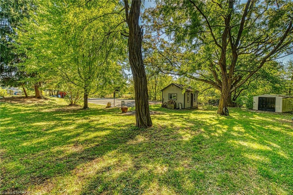 5590 Blind Line, Burlington, ON - Outdoor