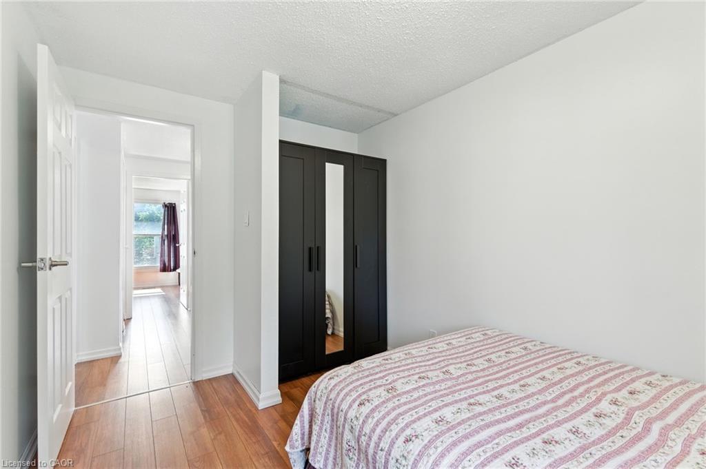 387 Franklin Road, Hamilton, ON - Indoor Photo Showing Bedroom