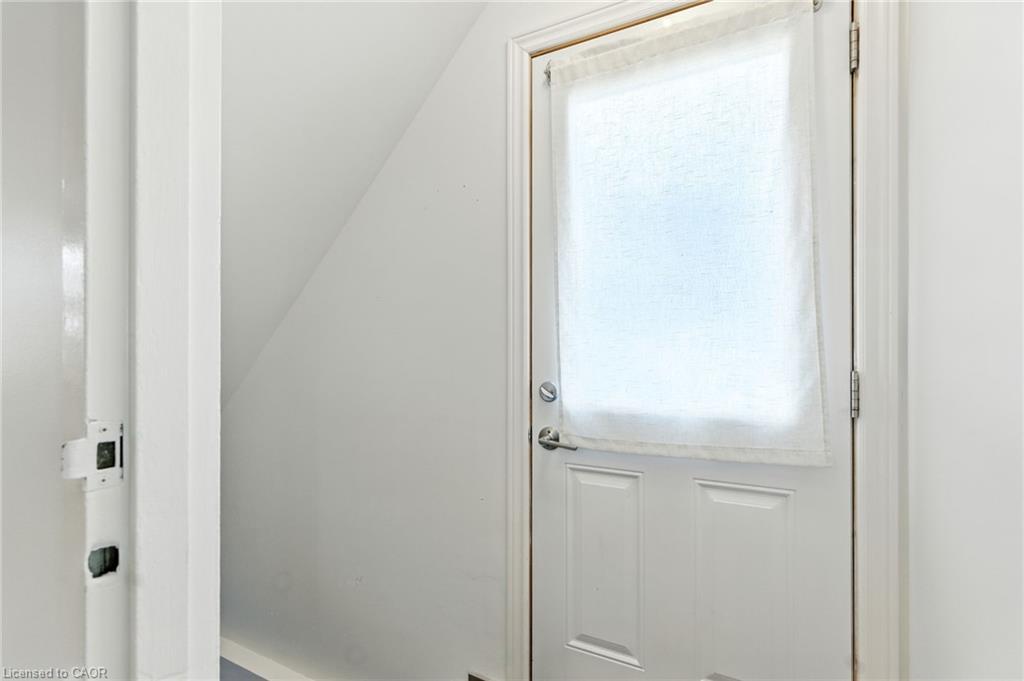 387 Franklin Road, Hamilton, ON - Indoor Photo Showing Other Room