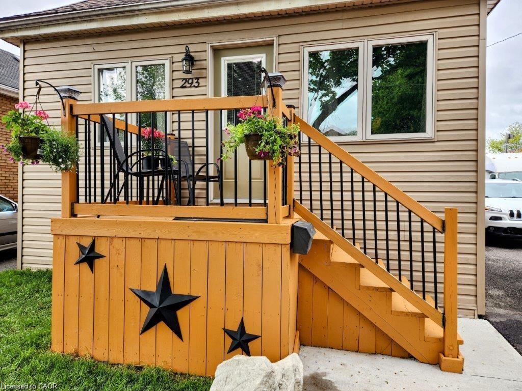 293 Fairfield Avenue, Hamilton, ON - Outdoor With Deck Patio Veranda With Exterior