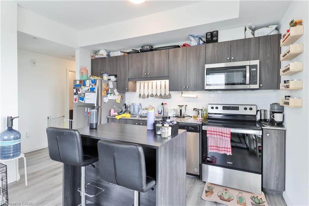 708-108 Garment Street, Kitchener, ON - Indoor Photo Showing Living Room