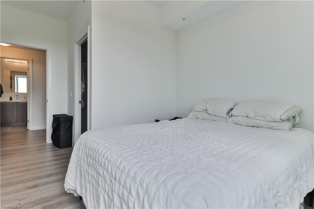 708-108 Garment Street, Kitchener, ON - Indoor Photo Showing Bathroom