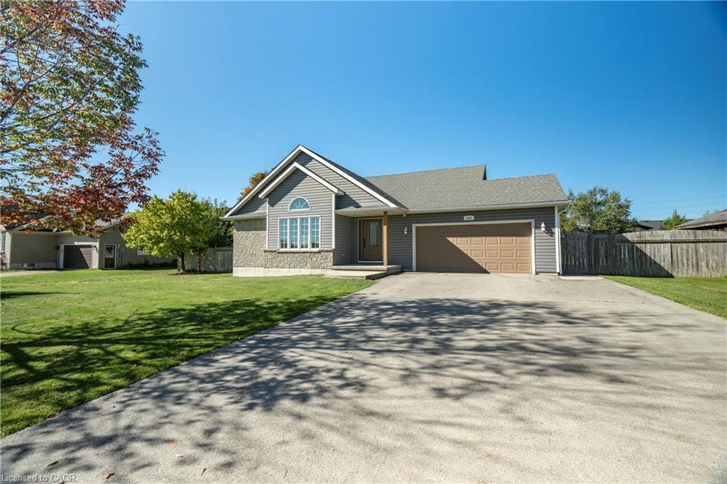 1093 Walker Street, Howick, ON - Outdoor