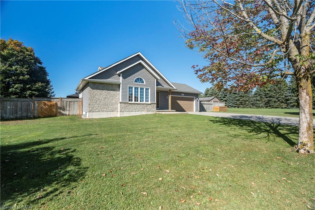 1093 Walker Street, Howick, ON - Outdoor