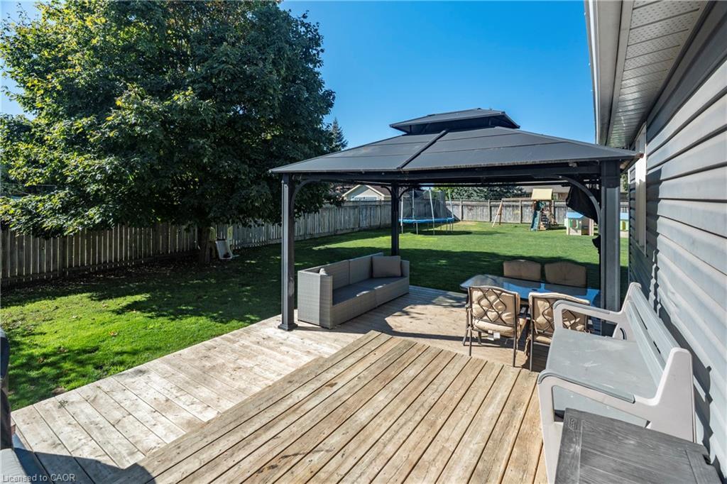 1093 Walker Street, Howick, ON - Outdoor With Deck Patio Veranda