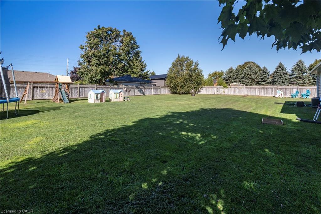 1093 Walker Street, Howick, ON - Outdoor