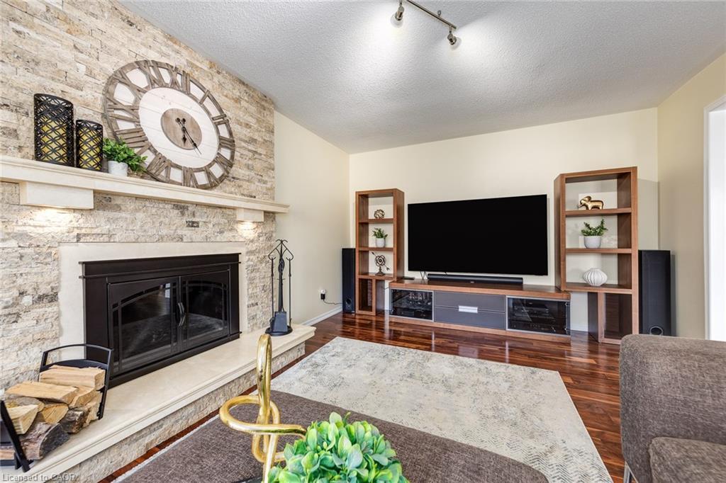 223 River Oaks Boulevard W, Oakville, ON - Indoor Photo Showing Living Room With Fireplace
