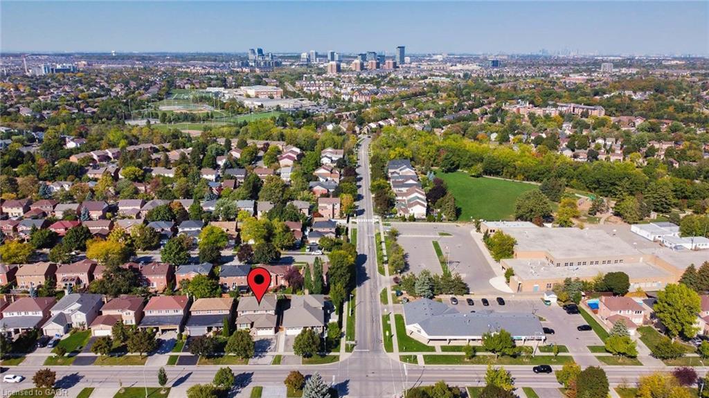 223 River Oaks Boulevard W, Oakville, ON - Outdoor With View