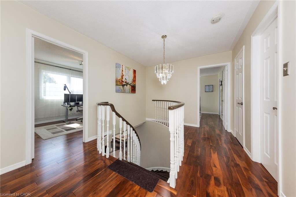 223 River Oaks Boulevard W, Oakville, ON - Indoor Photo Showing Other Room