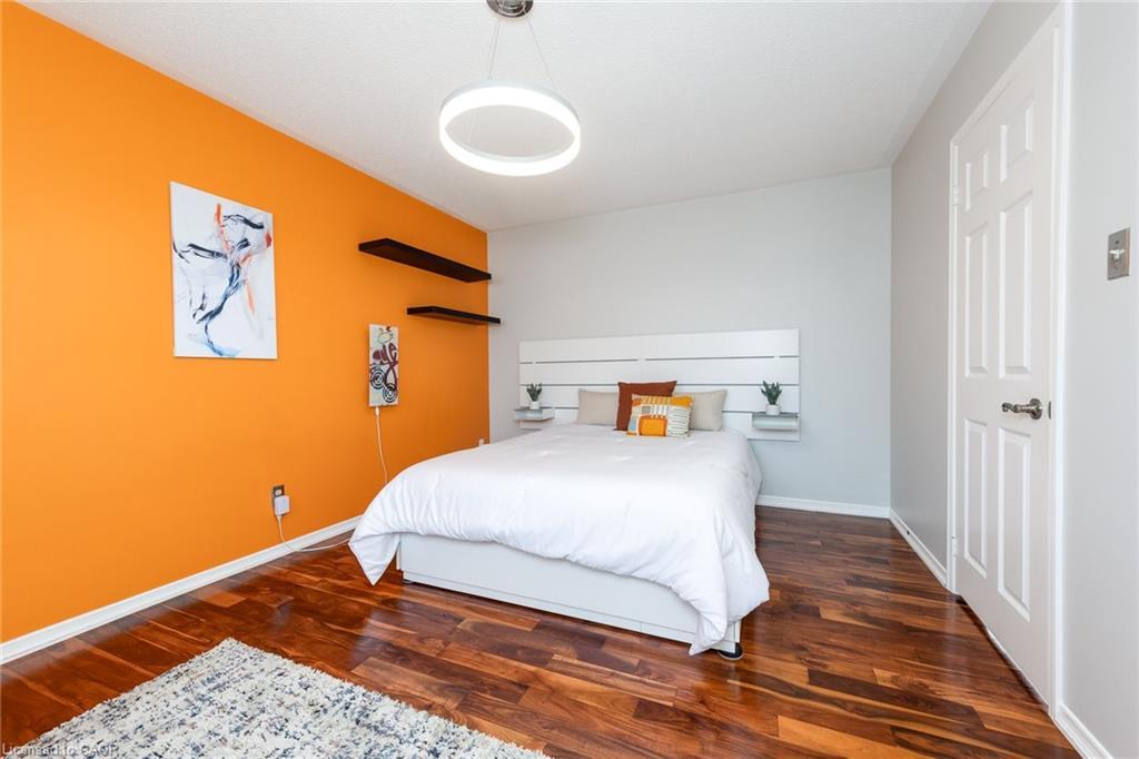 223 River Oaks Boulevard W, Oakville, ON - Indoor Photo Showing Bedroom