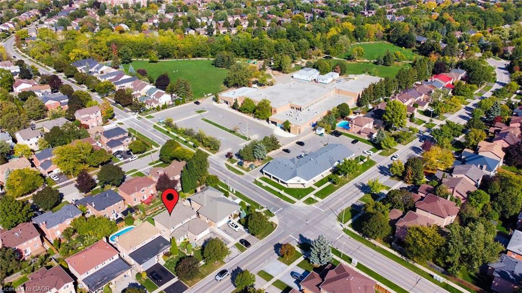 223 River Oaks Boulevard W, Oakville, ON - Outdoor With View