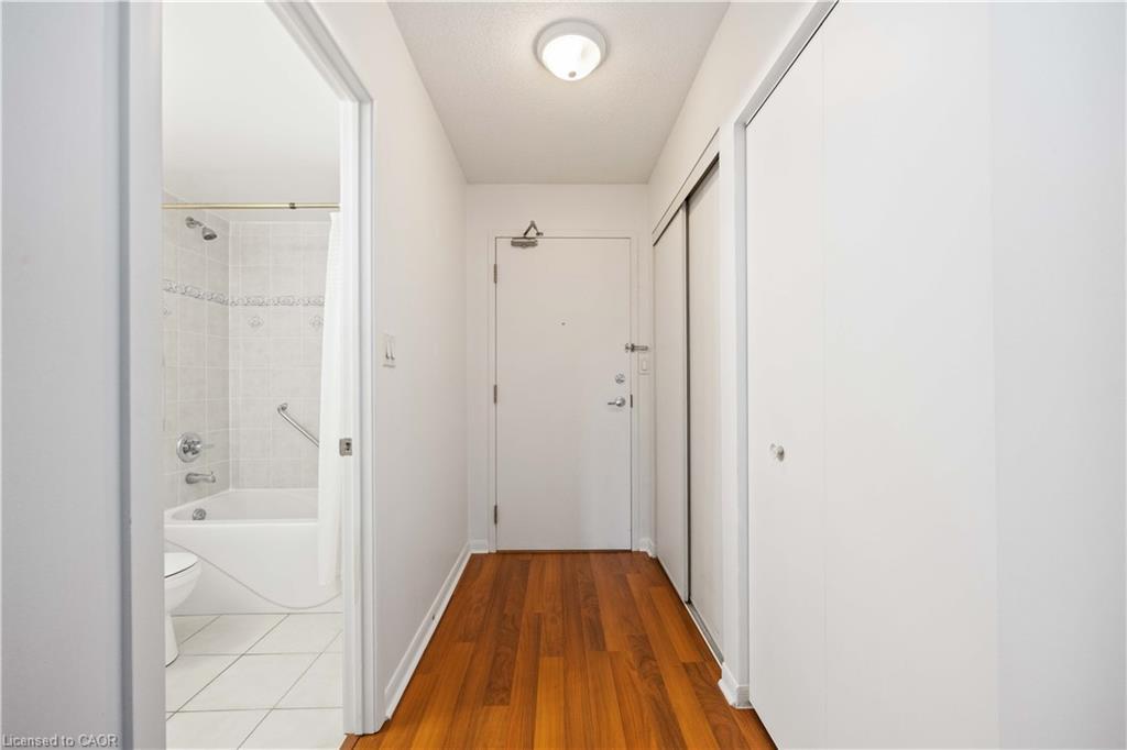 505-2464 Weston Road, Toronto, ON - Indoor