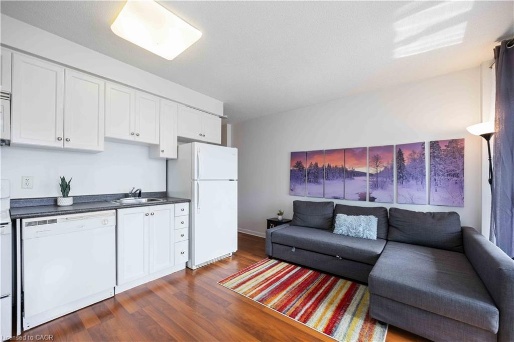 505-2464 Weston Road, Toronto, ON - Indoor