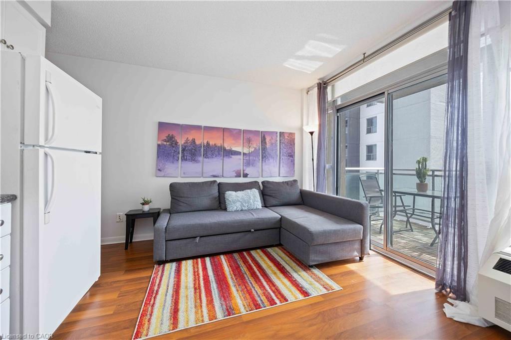 505-2464 Weston Road, Toronto, ON - Indoor Photo Showing Living Room