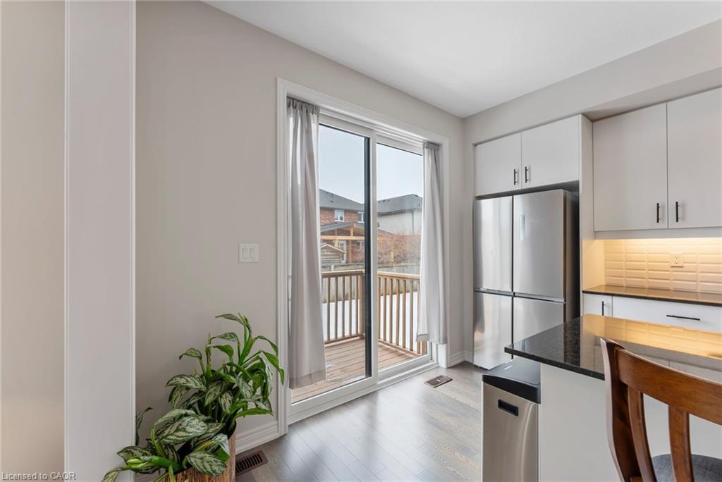 107 Starfire Crescent, Stoney Creek, ON - Indoor Photo Showing Other Room