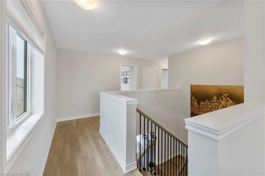 107 Starfire Crescent, Stoney Creek, ON - Indoor Photo Showing Other Room