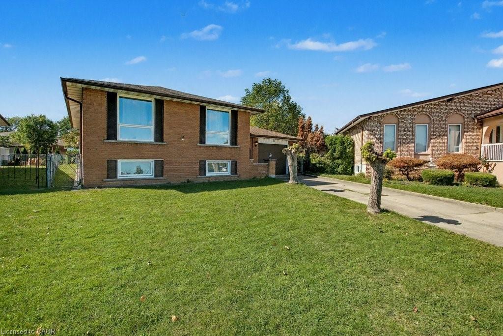 40 Tara Court, Hamilton, ON - Outdoor