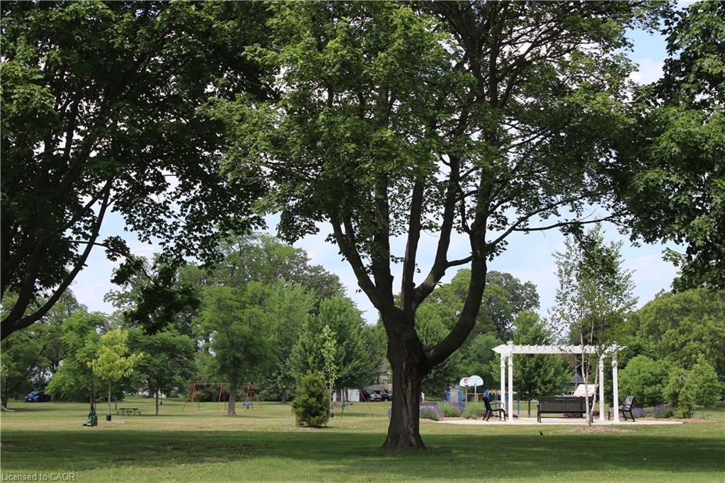 665 Lakeshore Road, Sarnia, ON - Outdoor