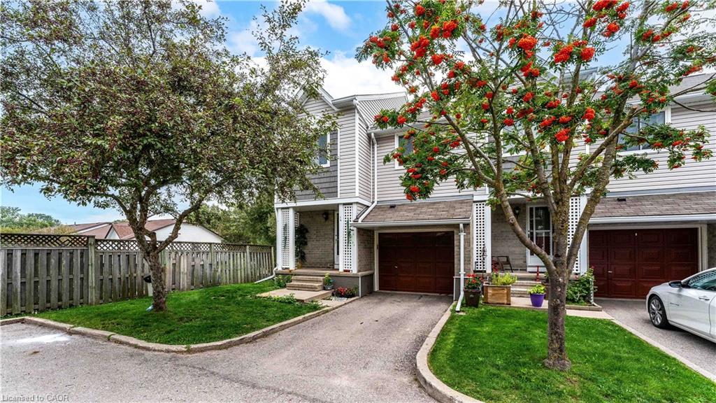 16-365 Pioneer Drive, Kitchener, ON - Outdoor