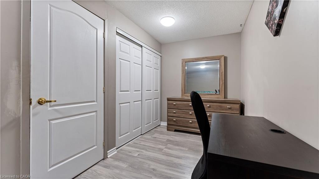 16-365 Pioneer Drive, Kitchener, ON - Indoor