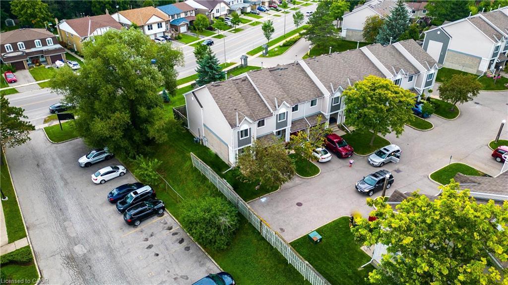 16-365 Pioneer Drive, Kitchener, ON - Outdoor