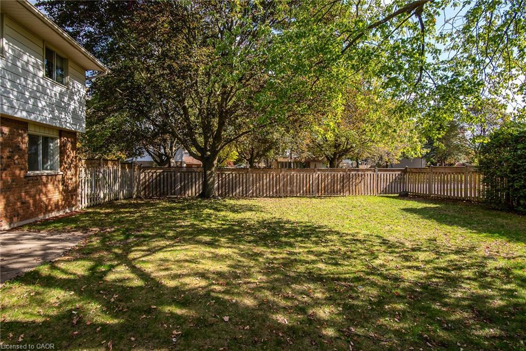 389 Dunvegan Drive, Waterloo, ON - Outdoor