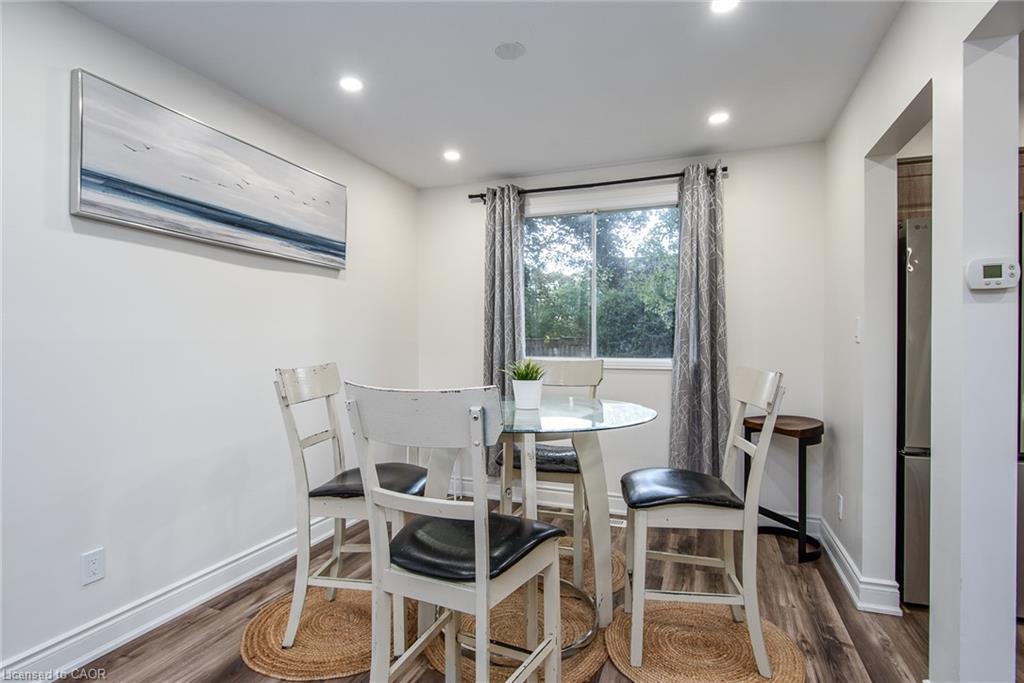 389 Dunvegan Drive, Waterloo, ON - Indoor