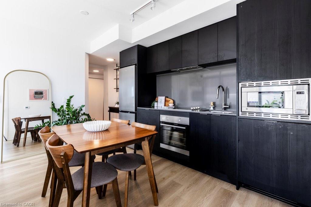 727-1 Jarvis Street, Hamilton, ON - Indoor Photo Showing Dining Room