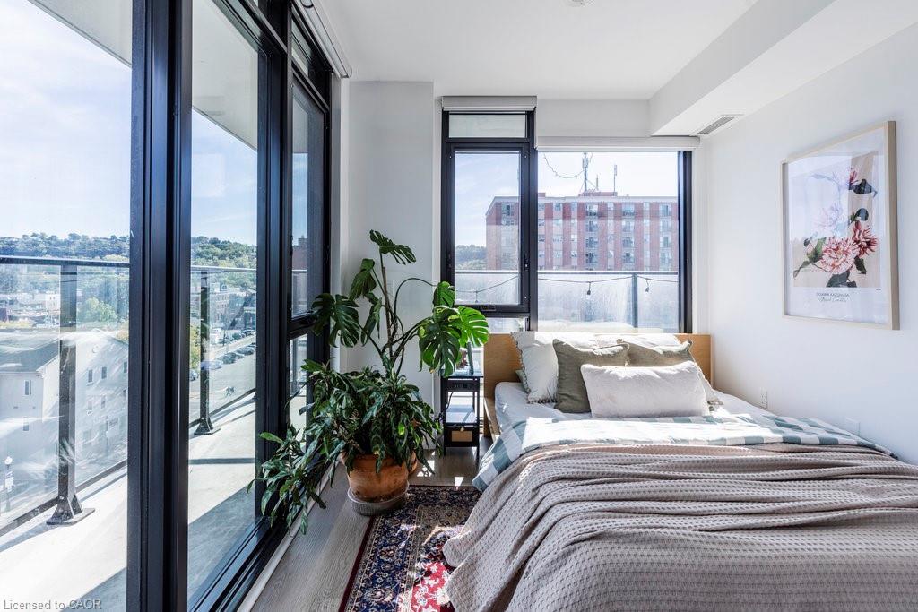 727-1 Jarvis Street, Hamilton, ON - Indoor Photo Showing Bedroom