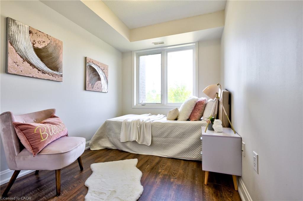 28-350 Fisher Mills Road, Cambridge, ON - Indoor Photo Showing Bedroom