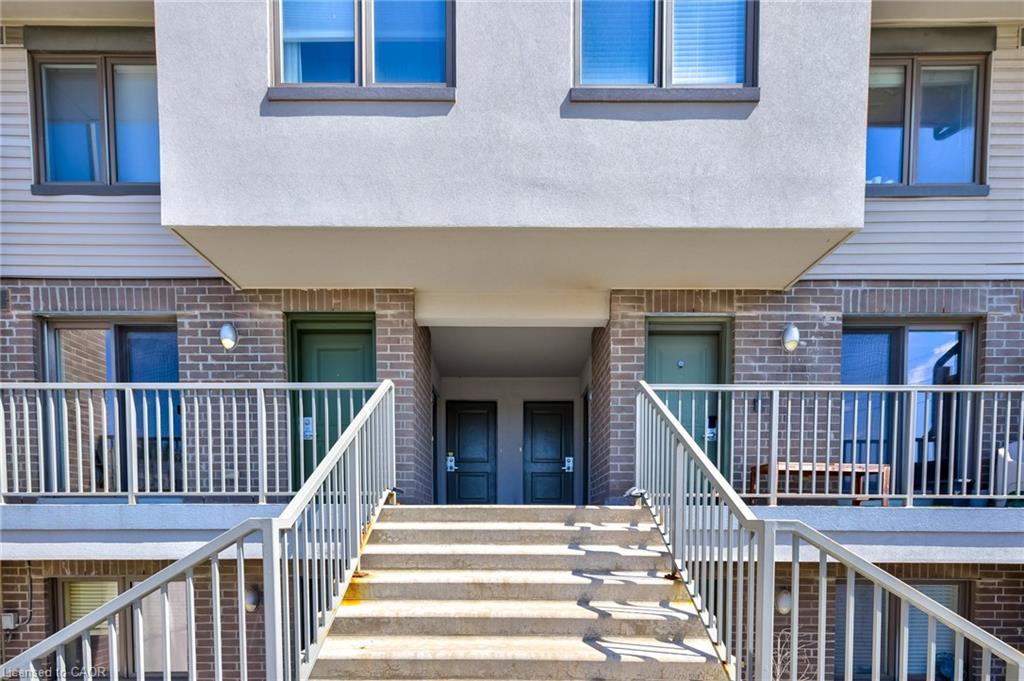 28-350 Fisher Mills Road, Cambridge, ON - Outdoor With Facade