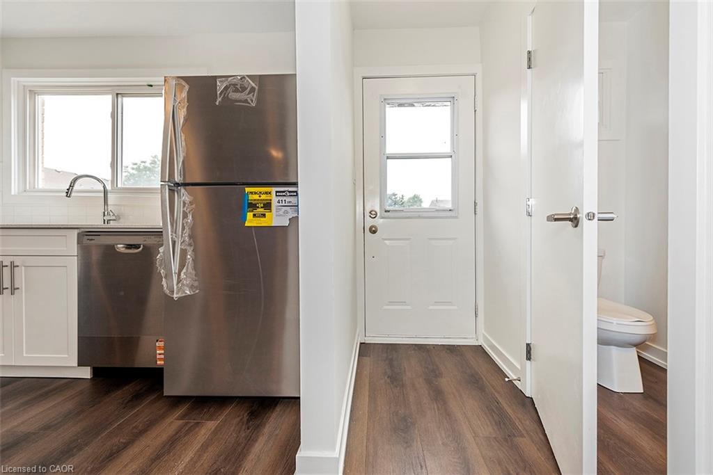 2-20 Anna Capri Drive, Hamilton, ON - Indoor