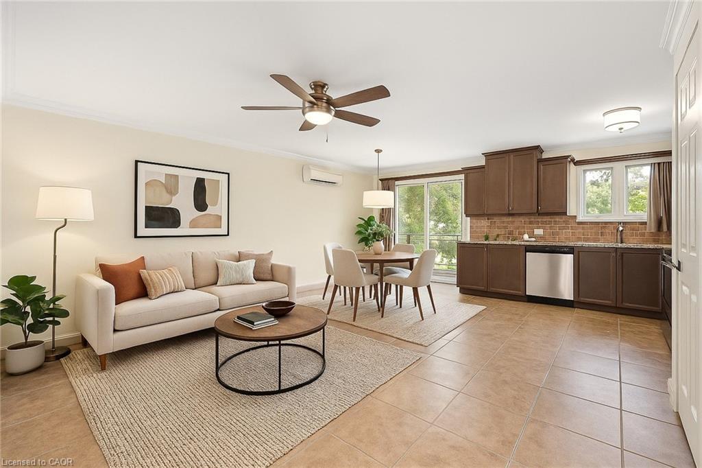 303-1212 Fennell Avenue E, Hamilton, ON - Indoor